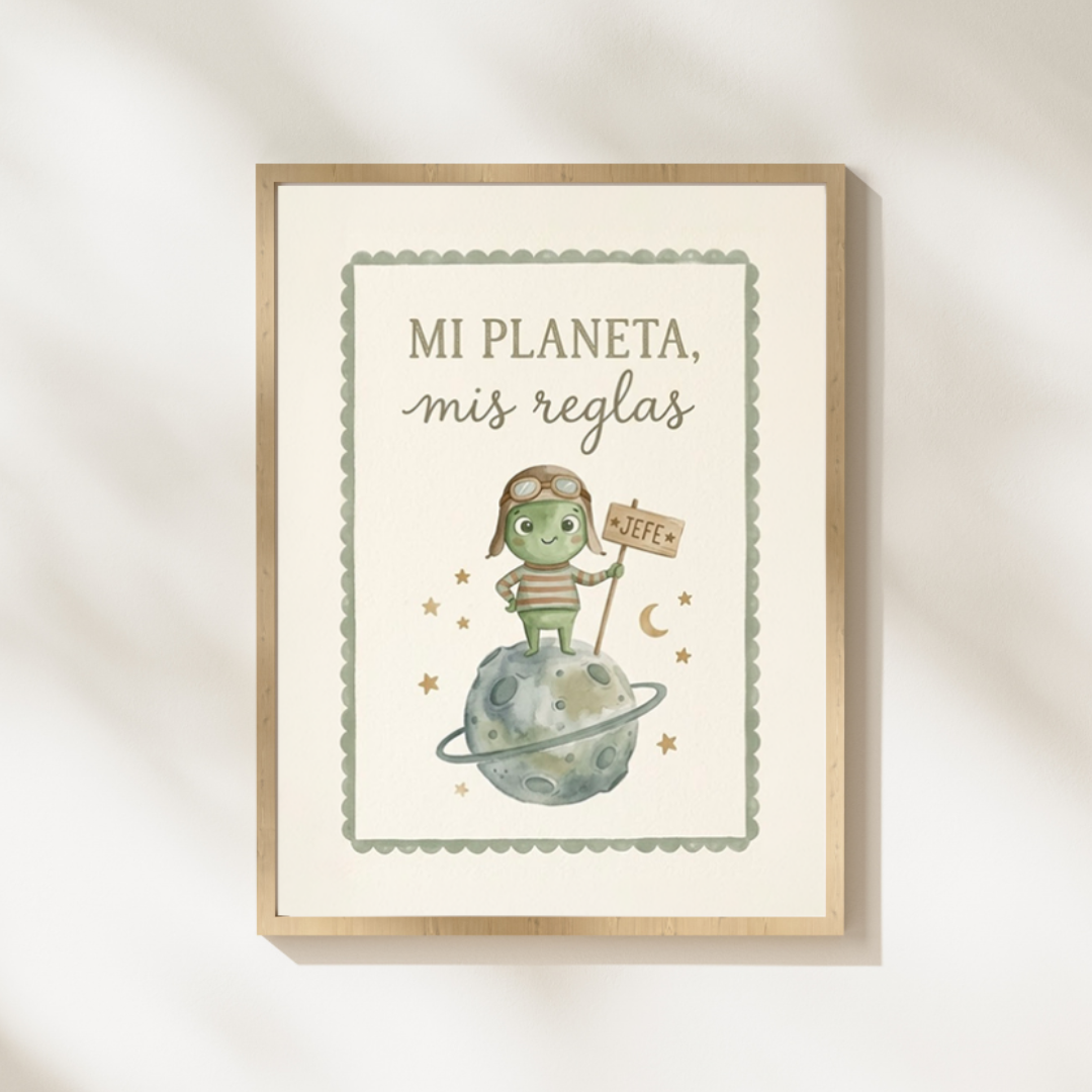 Lámina infantil «Mi planeta, mis reglas» con ilustración de extraterrestre en su planeta – Viva La Home