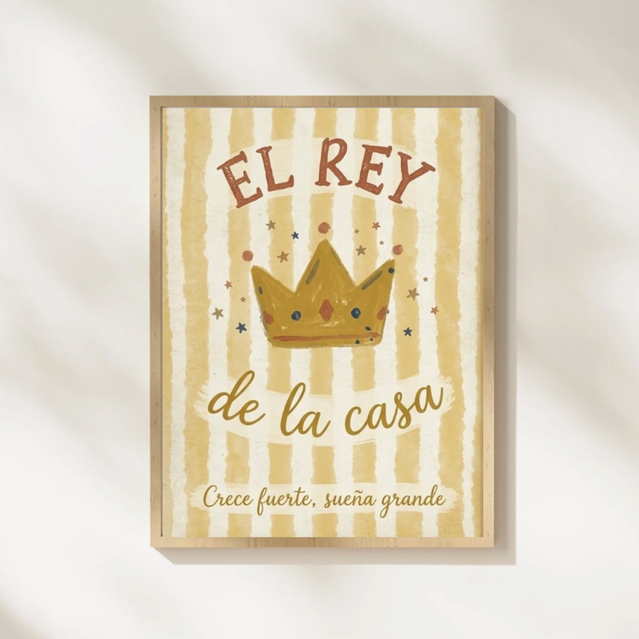 Lámina infantil «El rey de la casa» con ilustración de corona – Viva La Home